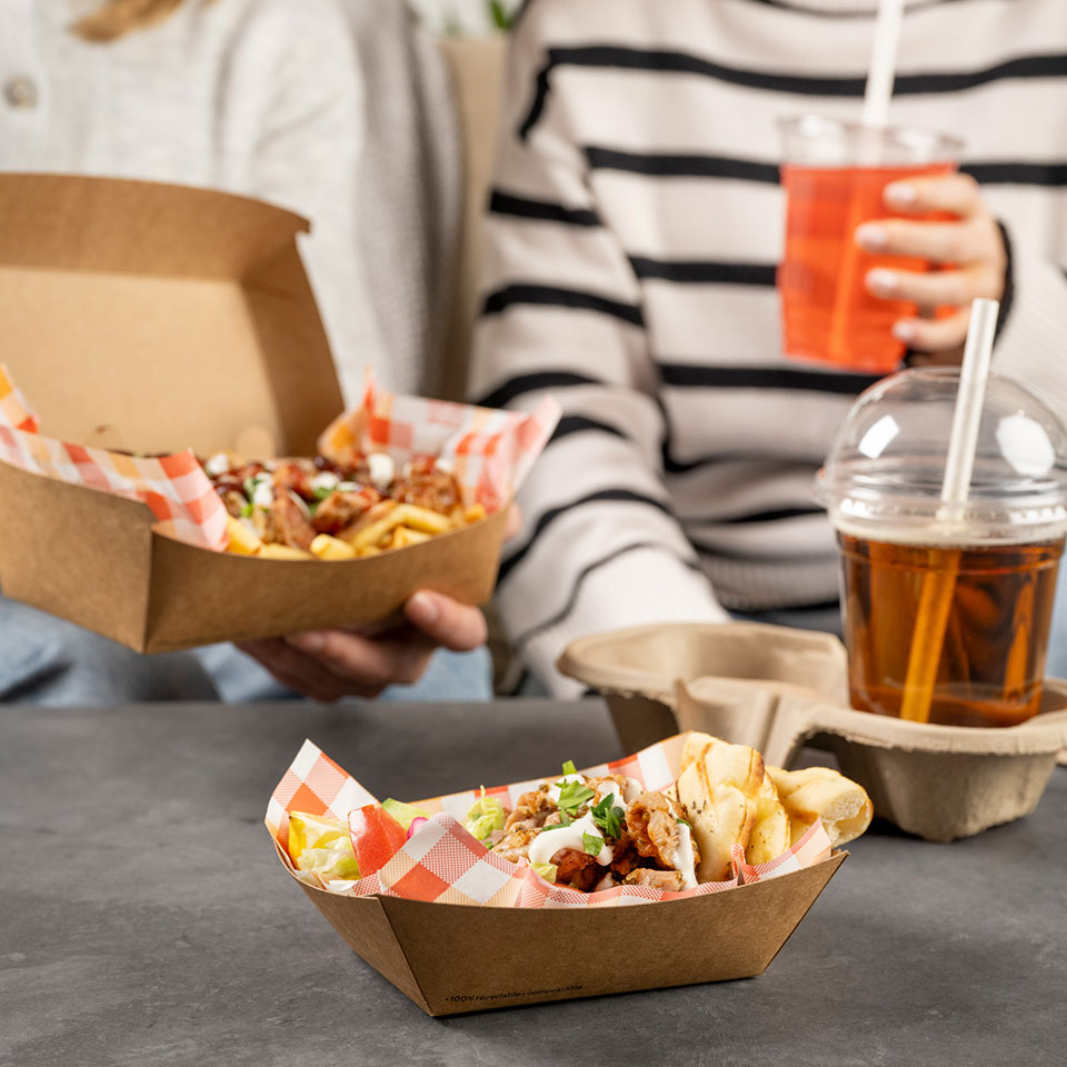 Detpak GO Range Tray lined with Renewable Wrap and Filled with Greasy Food